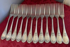 Beautiful 12 silver plated dinner forks lot Christofle Trianon Louis XVI - LOOK! - Picture 1 of 13