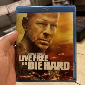 Live Free or Die Hard (Blu-ray, 2007) - Foto 1 di 3