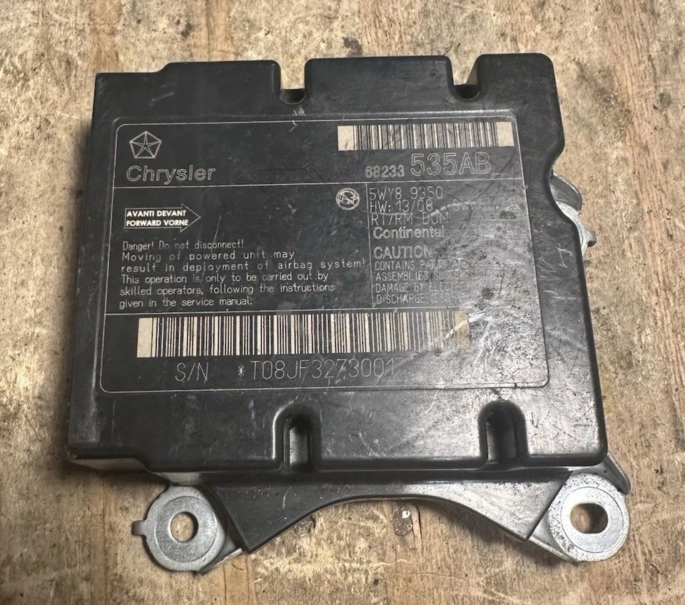 2014-2020 DODGE CARAVAN Restraint Control OEM Chrysler Town & Country - Image 1 of 4