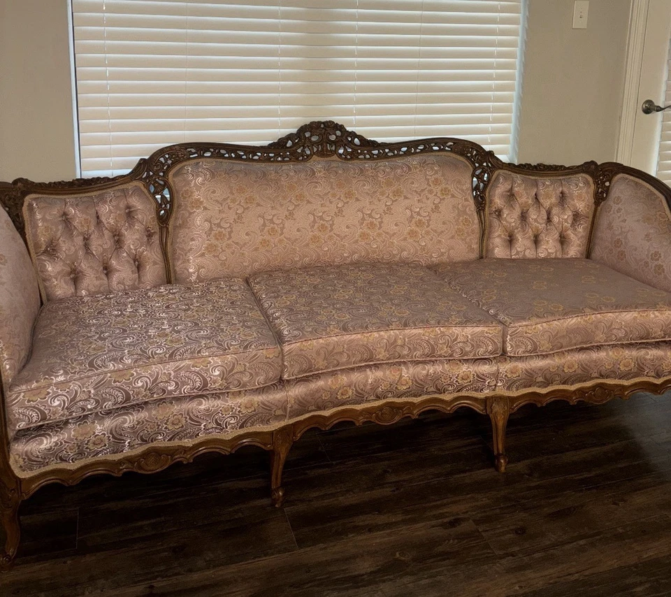 French Provincial style sofa with a carved wood frame and patterned pink - Image 1 of 2