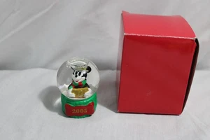 2005 Mickey Mouse JC Penney Mini Weihnachten Schneekugel - Bild 1 von 2