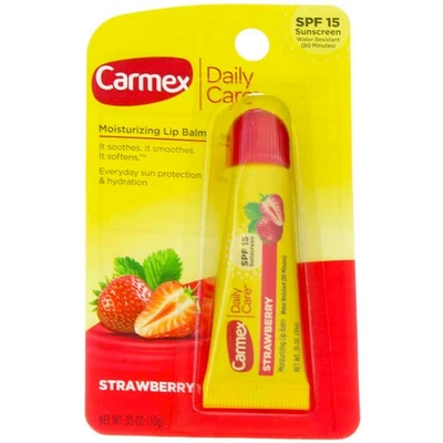 Paquete de 6 tubos de bálsamo labial hidratante Carmex Daily Care, fresa, FPS 15, 0,35 oz Foto 1 de 2