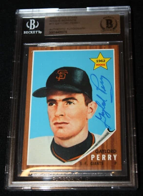 1997 Topps Rookie Reprints Gaylord Perry signed Card, SF Giants, Beckett - Image 1 of 3