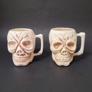 2er Set Vintage Orchideen von Hawaii Totenkopf Keramik Tassen R-10 Tiki Bar Halloween - Bild 1 von 15