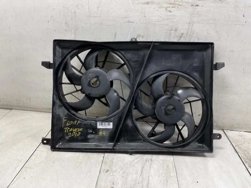 Chevrolet Traverse 2010 radiador ventilador de refrigeración motor OEM+ Foto 1 de 4