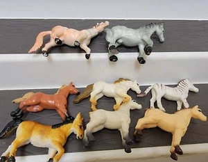 Lot of 8 Unbranded Plastic Toy Classic Breed Horse Miniatures Figures Plastic - Picture 1 of 5