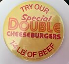 Burger King essayez nos doubles cheeseburgers spéciaux vintage 1985 bouton employé