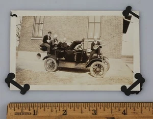 Vintage Foto 20er Jahre Snapshot Band tritt auf dem Auto Banjo Mandoline auf - Bild 1 von 2