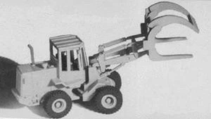 GHQ 61005 HO Scale IT18F Log Loader - Kit With Operator Figure - Picture 1 of 1