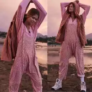 RARA tuta trapezio FP Free People Movement Hot Shot pezzo unico L rosa arancione - Foto 1 di 7