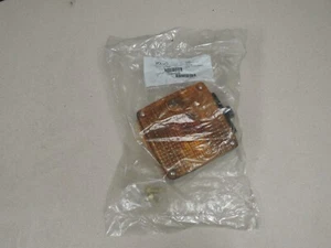 Volvo Truck 3081526 Turn Signal Lamp Right Grote - Picture 1 of 2