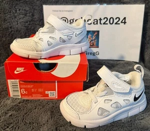 Size 6C Nike Free Run 2 Black White (TD) DA2692100 - Picture 1 of 1