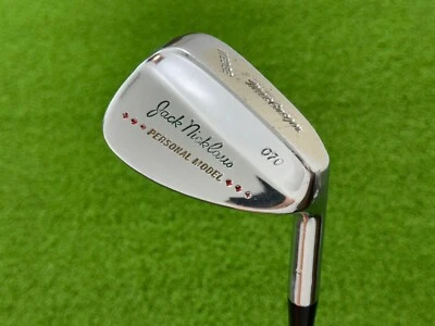 MacGregor Golf JACK NICKLAUS PERSONAL MODEL 070 SAND WEGE Right Handed Steel "A" - Image 1 of 4