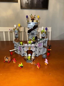 LEGO The Angry Birds Movie: King Pig's Castle (75826) Used Eagle Wing broken - Picture 1 of 4