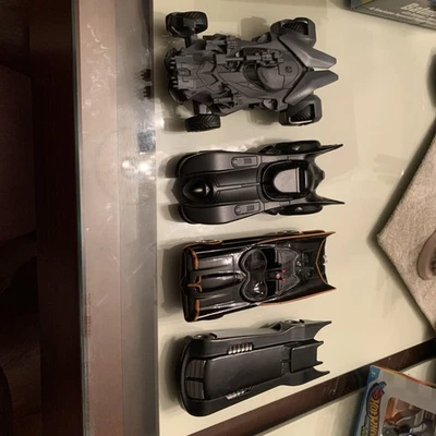 Jada Toys Batman & Batmobile 1:32 Scale Vehicle Lot Of 4 - Image 1 of 4