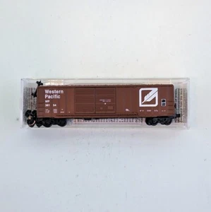 Micro-Trains 30080 N Scale 50' Rib Side Box Car Double Doors - Western Pacific - Picture 1 of 2