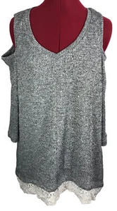 Maglione donna nuovo con etichetta assolutamente famoso manica 1x 3/4 spalle fredde orlo pizzo - Foto 1 di 11