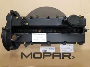 Valve Cover Unit Chrysler Grand Voyager RT 2.8CRD 2008-2015 MOPAR 68329321AA - Picture 1 of 2