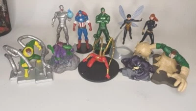 Lote de 10 figuras Disney Marvel Spider-Man y más Foto 1 de 4