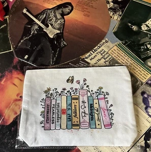 Taylor Swift Makeup Bag - Picture 1 of 2
