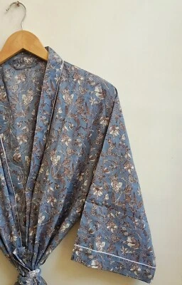Maxi Vestido Kimono de Noche Kimono Largo Floral Gris Indio Foto 1 de 4
