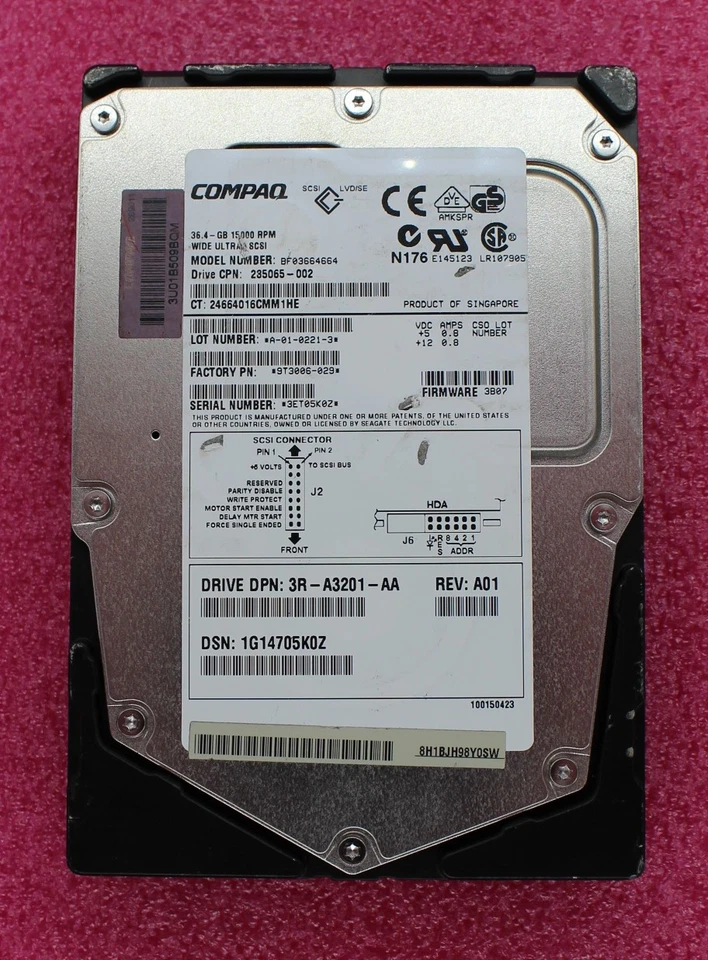 235065-002 - Compaq 36.4Gb 15K U/WIDE SCSI Hard Drive - Image 1 of 1