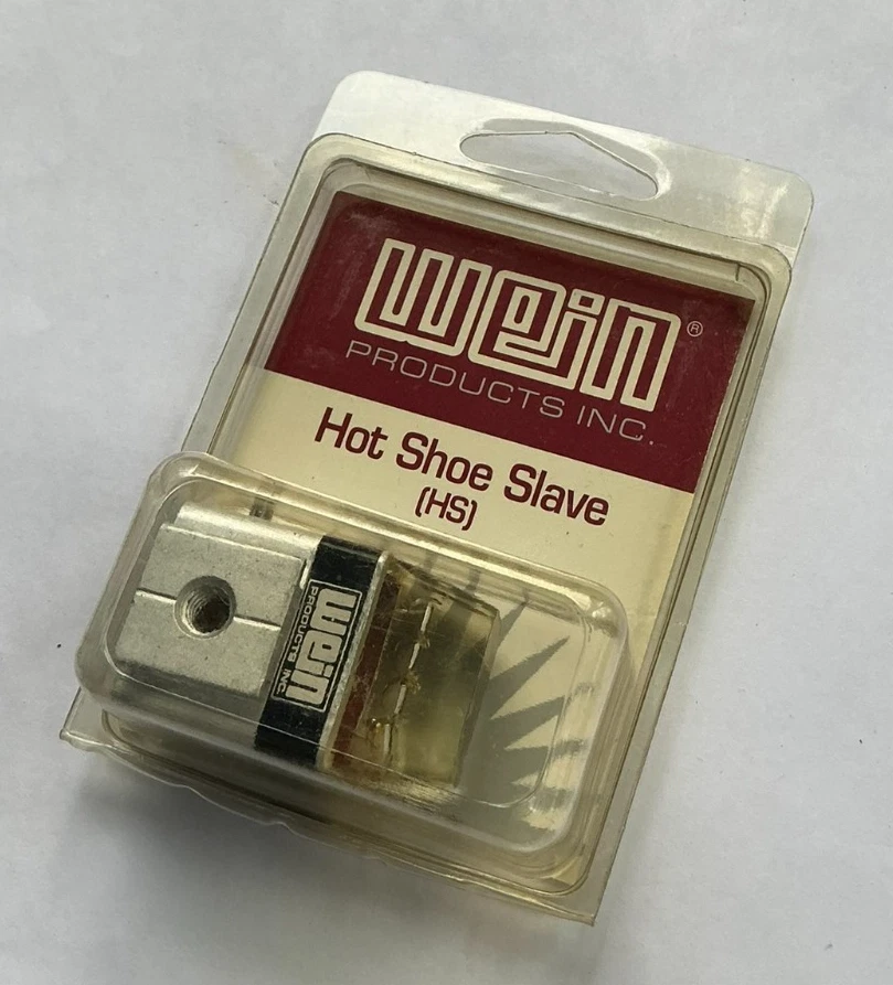 Wein Flash Hot Shoe Slave (HS) ~ 940-030 ~ 150' Range ~ Camera HS / PC Sync - Image 1 of 2