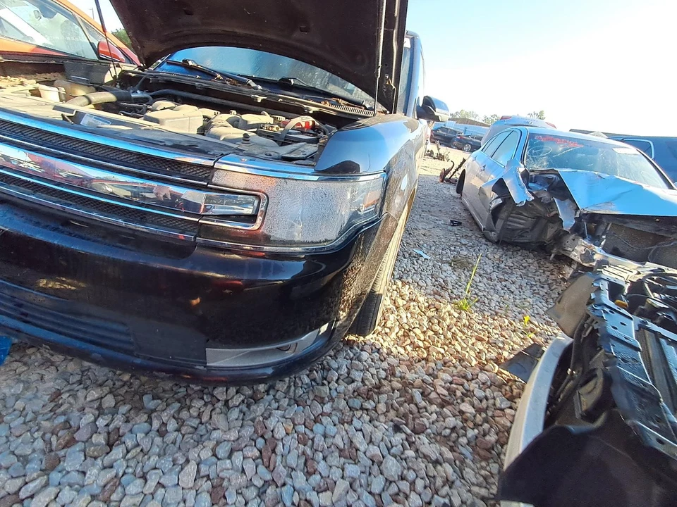 Luz de conducción usada se adapta a: Ford Flex 2013 conducción antiniebla sin bisel grado A Foto 1 de 4