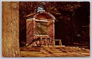Postcard The Rev Robert Hunt Memorial Shrine Jamestown VA - Picture 1 of 2