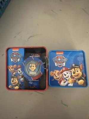 Reloj digital para niños Paw Patrol nuevo en caja de hojalata todavía atado con cremallera Foto 1 de 4