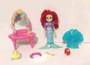SCHÖN! 2024 Disney Parks Store Prinzessin Arielle Es war einmal eine Geschichte 5" Puppe Set - Bild 1 von 4