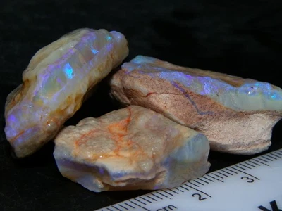 3 especímenes de ópalo pedy Coober áspero 85,5 quilates púrpura/azul cristal/costura sin precio base paquete Au Foto 1 de 4