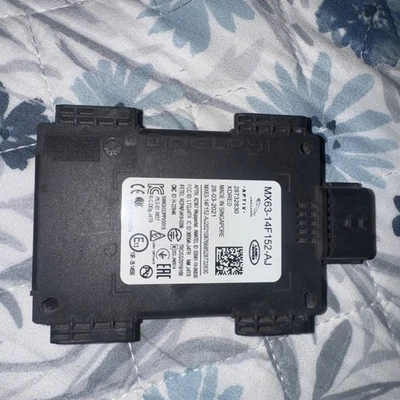 OEM For 18-21 Range Rover Velar Blind Spot Radar Module Sensor MX63-14F152-AJ - Image 1 of 2