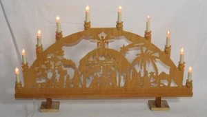 alter SCHWIBBOGEN aus Holz von LEHO Laubsägearbeit Kerzenständer Krippenszene - Bild 1 von 8
