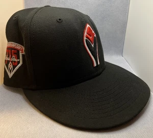New Era Atlanta Braves Hank Aaron 715 HR Patch 40th Anniversary Fitted Hat 7 3/8 - Picture 1 of 8