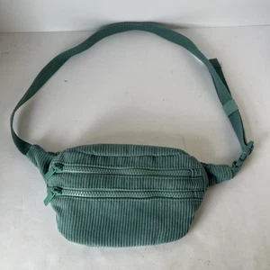 Wild Fable Fanny Pack/ Crossbody Corduroy Material & Two Zippered Pockets - Picture 1 of 6