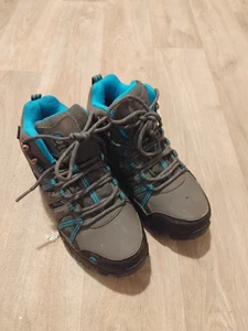 Girls' Walking Boots Size 3.5 - Picture 1 of 4