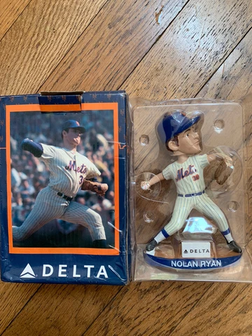 Nolan Ryan SGA 2014 Mets 1969 Bobble Bobblehead Statue Figurine vs Phillies NIB Cover