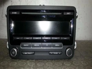 AUTORADIO VOLKSWAGEN Passat 2010>2014 USATA - Foto 1 di 2