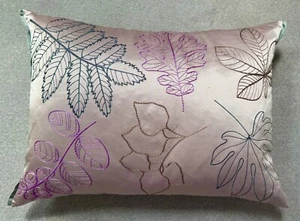 Genuine Designer Guild Large Beautiful Pure Silk Cushion - Lilac/Purple Silk - Picture 1 of 2