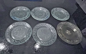 Vintage Depression Glass Plates Lot – Floral Pattern – 7" & 6" – Clear–Set of 6 - Picture 1 of 7
