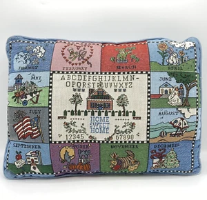 Almohada Tapiz Sampler 16x12 Hogar Dulce Hogar Alfabeto Número Meses Azul - Imagen 1 de 9