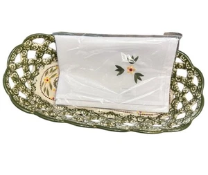 NEW Temptations Old World Green Oval Lattice Ceramic Bread/Serving Basket NIB - Picture 1 of 5