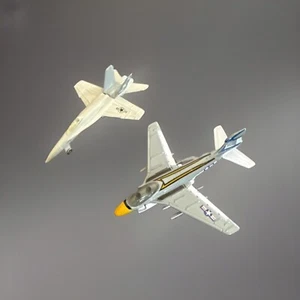 Flugzeuge Diecast 2 F18 Hornet und EA-6A Intruder - Bild 1 von 8