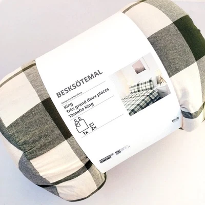 IKEA BESKSOTEMAL King Comforter & Pillowcases Green Cotton Flannel 205.920.96 - Image 1 of 4