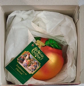 Old World Christmas Ornament  🍑 Fruit Peach With Green Leaves And Glitter (D1)  - Picture 1 of 5