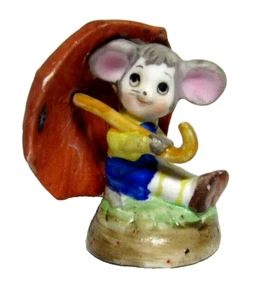Vintage Lefton Mouse With Umbrella Spring Showers Anthropomorphic 2.4" x 2.4" - Picture 1 of 6