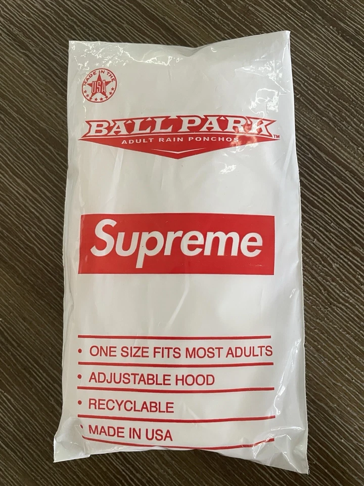 SUPREME BALLPARK PONCHO SS20 NUEVO CAJA LOGO IMPERMEABLE SELLADO Foto 1 de 1