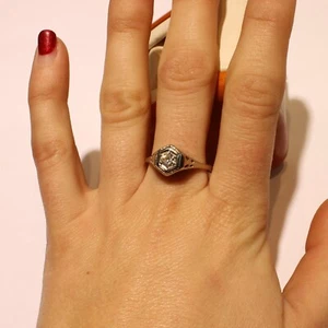 PRETTY Vintage 14k White Gold NATURAL Diamond 1/3CTTW 0.33CTTW Ring-Size 9.75 - Picture 1 of 12