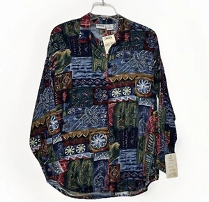 Camicia donna vintage nuova con etichetta capacità taglia P/M manica lunga bottoni geometrica multi stampa - Foto 1 di 7